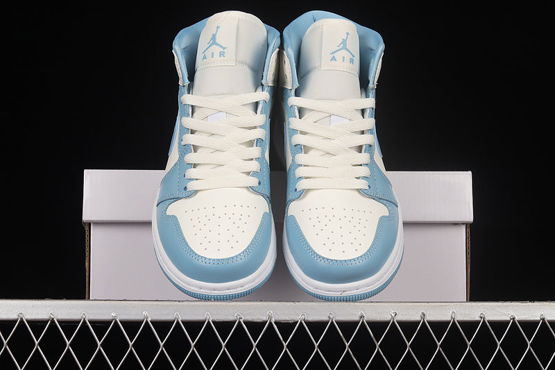 AJ1 Mid