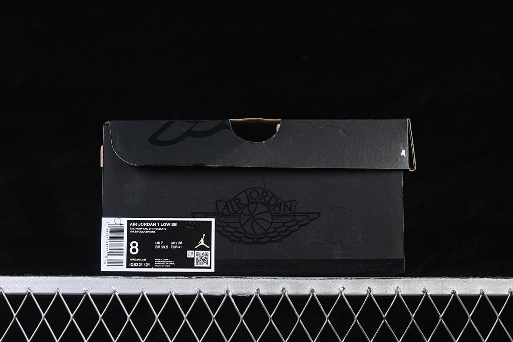 AJ1 Low