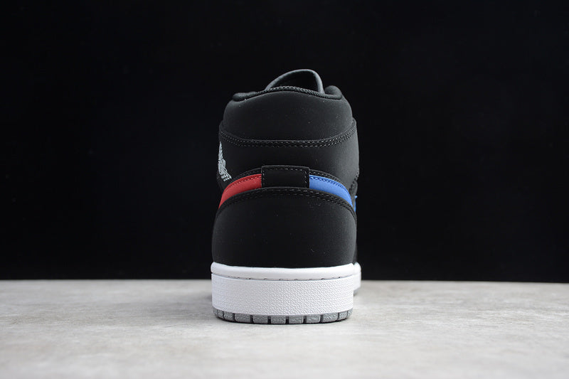 AJ1 Mid