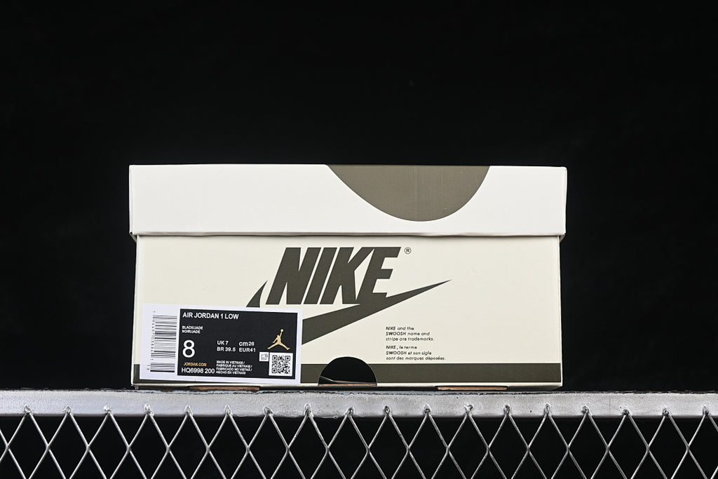 AJ1 Low