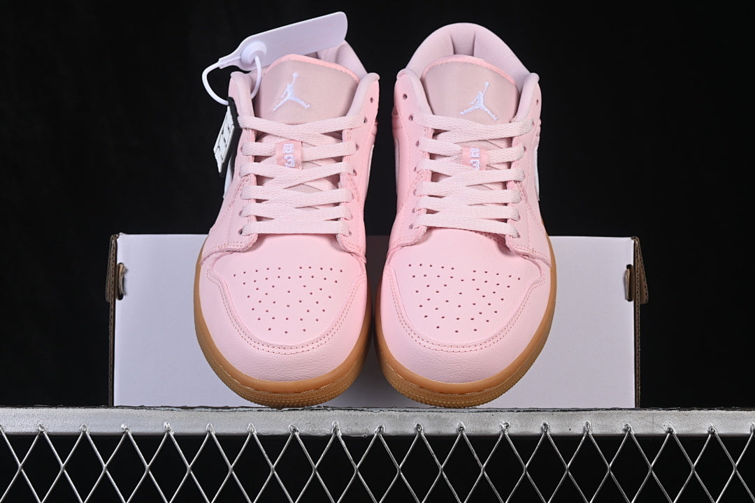 AJ1 Low