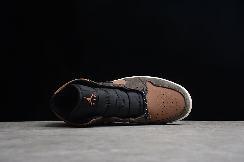 AJ1 Mid