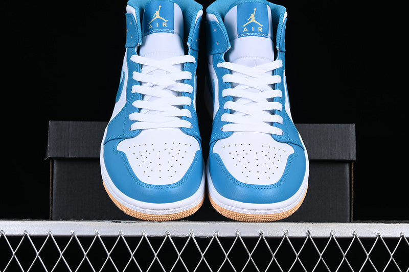 AJ1 Mid