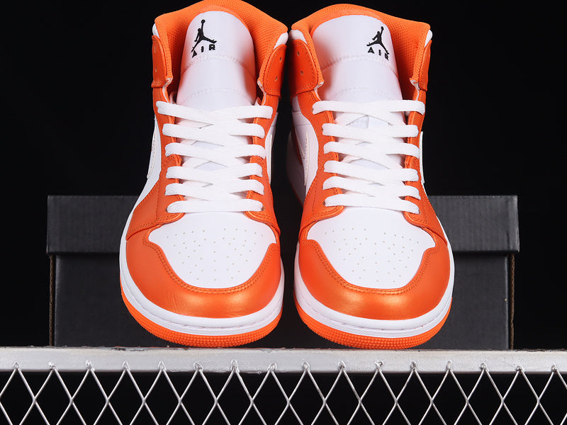 AJ1 Mid