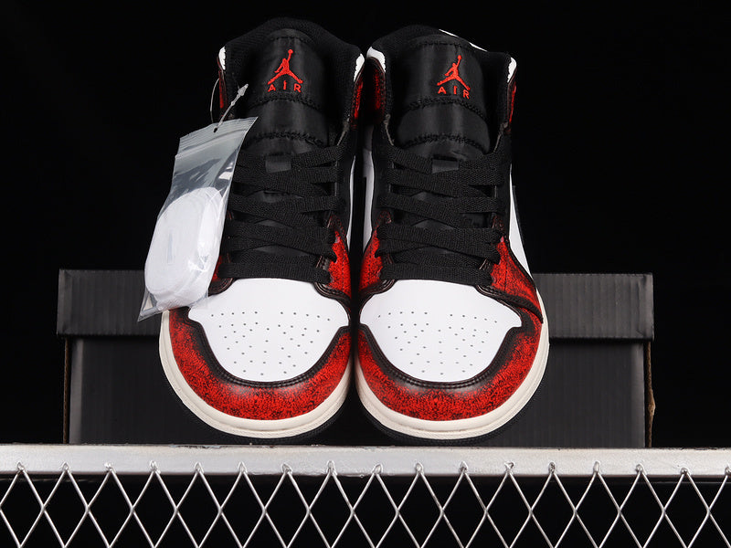 AJ1 Mid