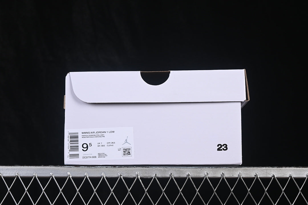 AJ1 Low