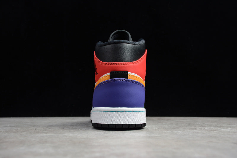 AJ1 Mid