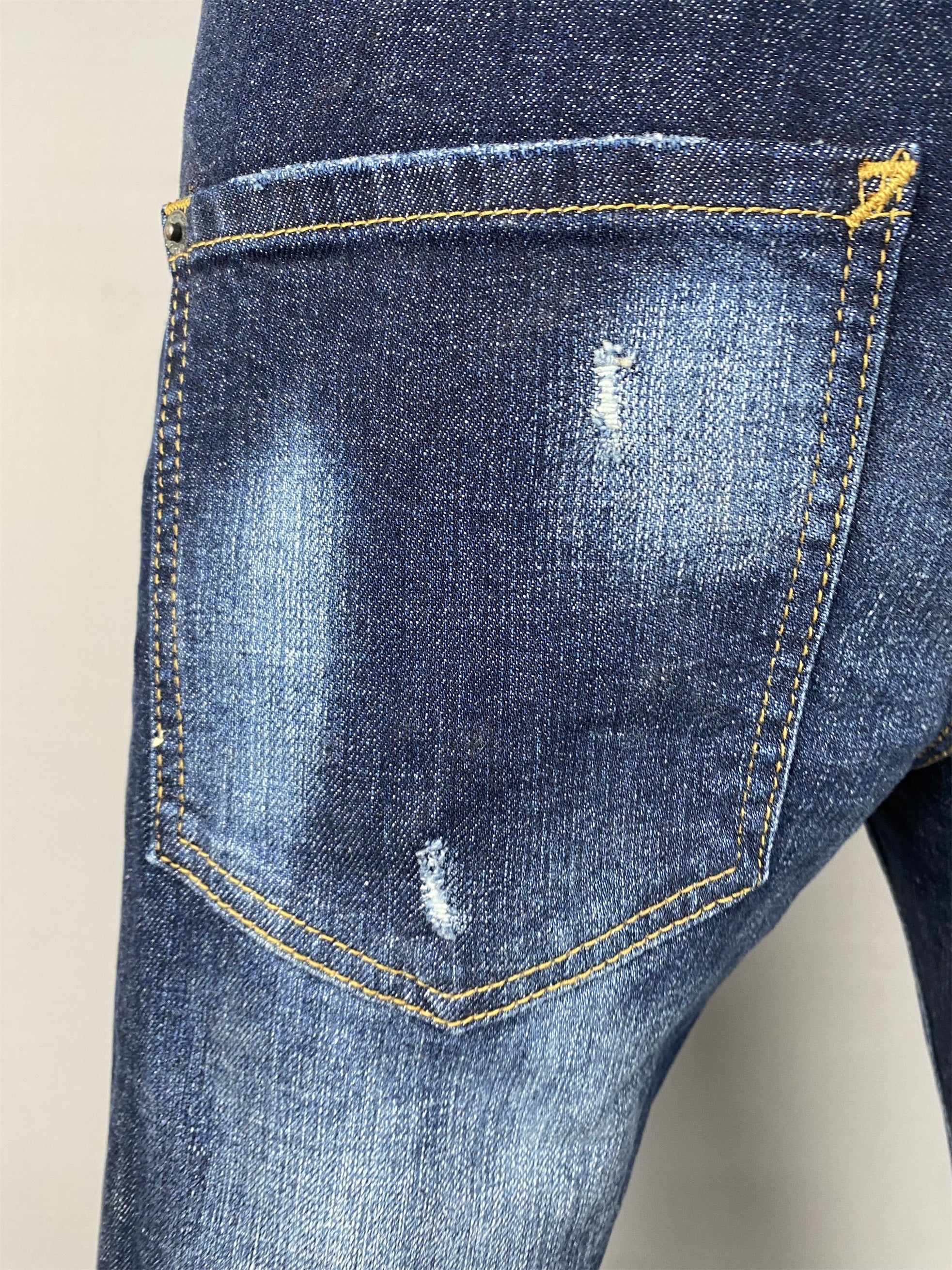 D2 Jeans