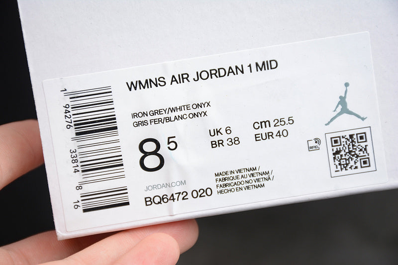 AJ1 Mid