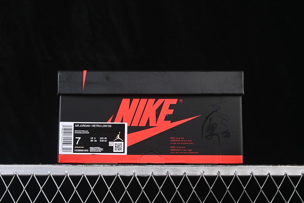 AJ1 Low