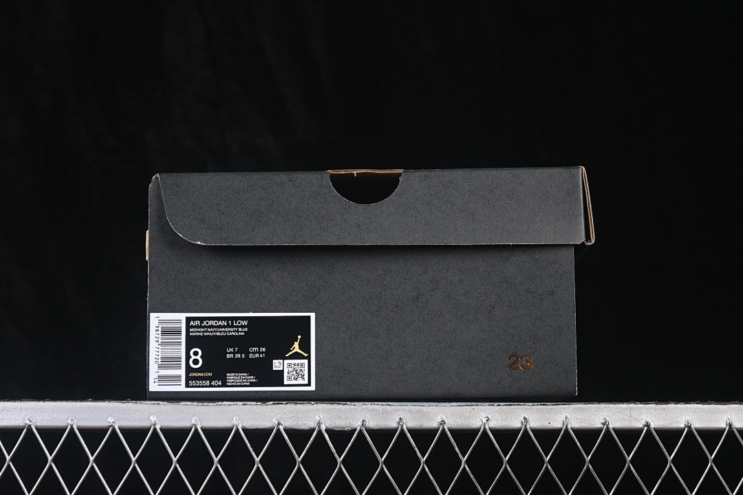 AJ1 Low