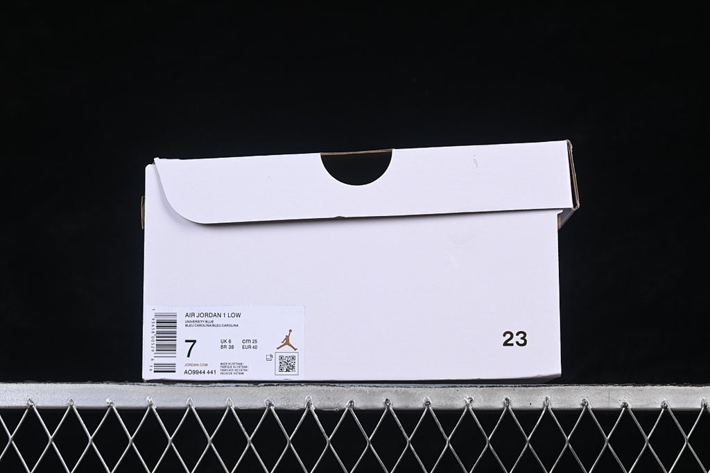 AJ1 Low