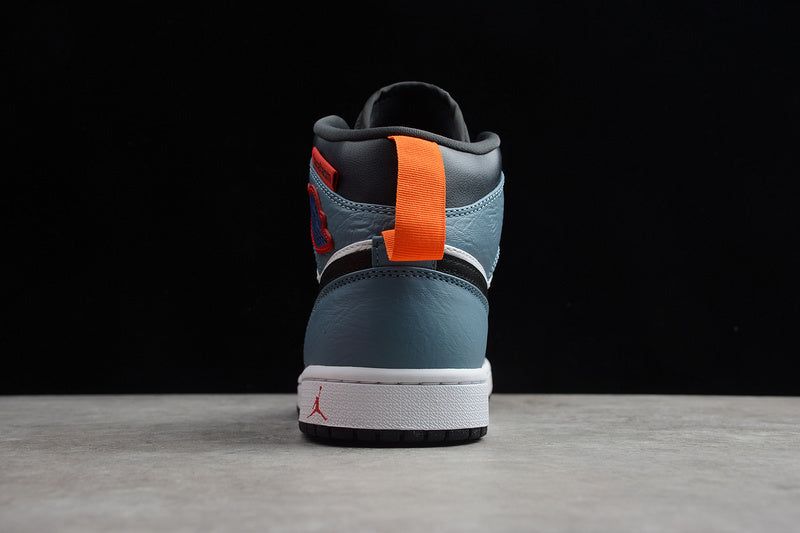 AJ1 Mid