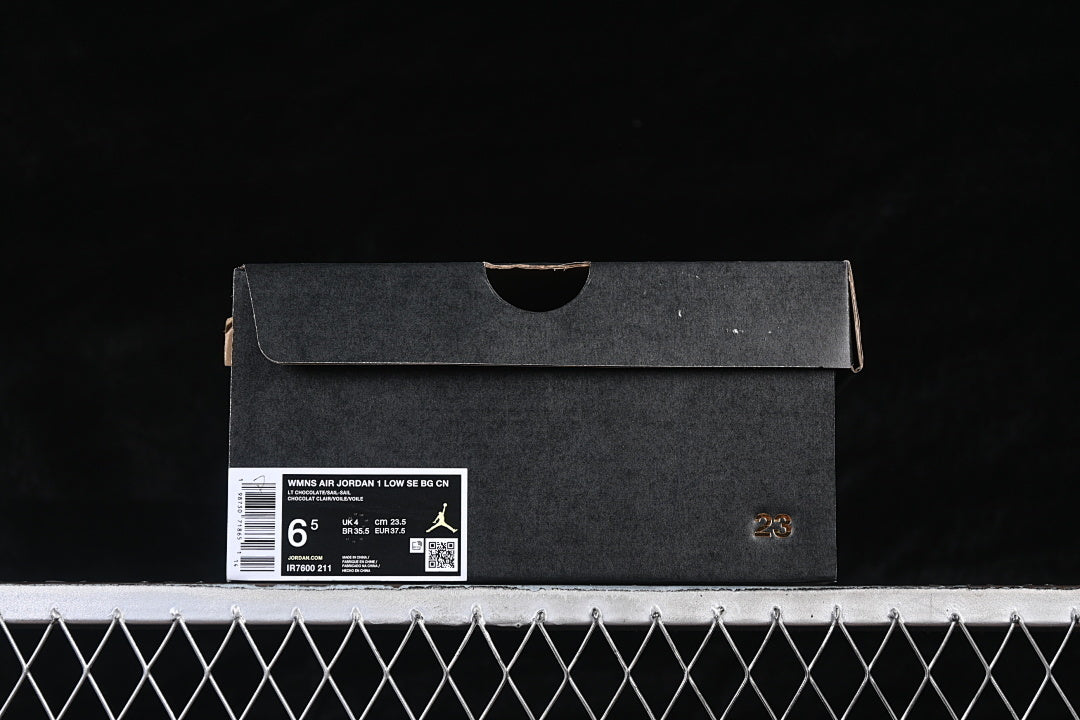 AJ1 Low