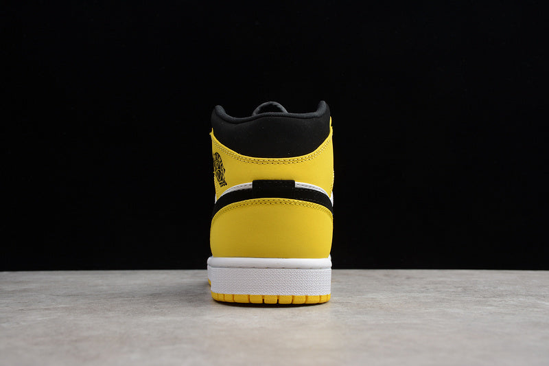 AJ1 Mid