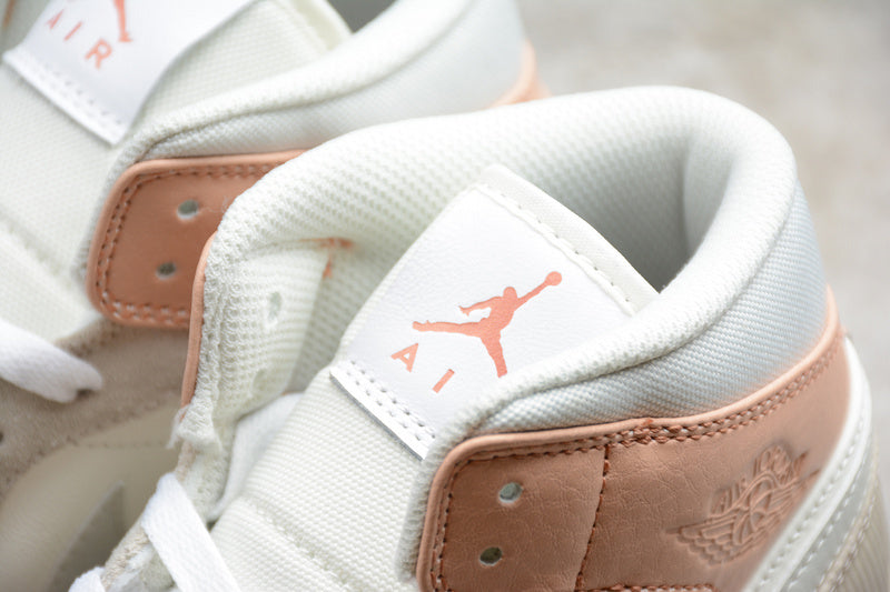 AJ1 Mid
