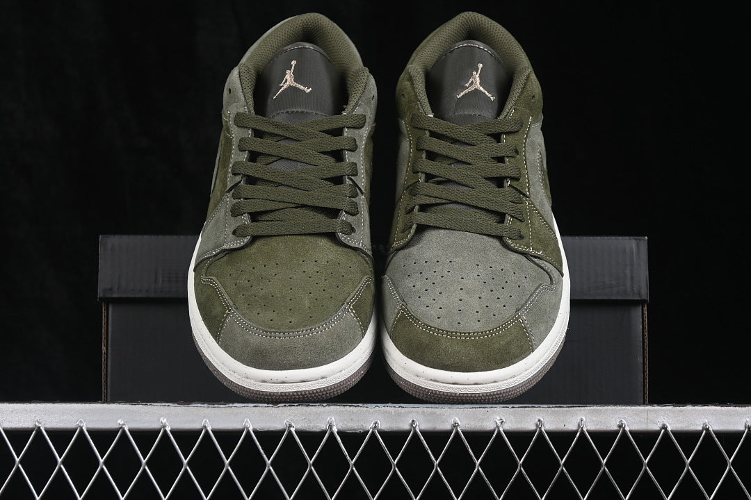 AJ1 Low