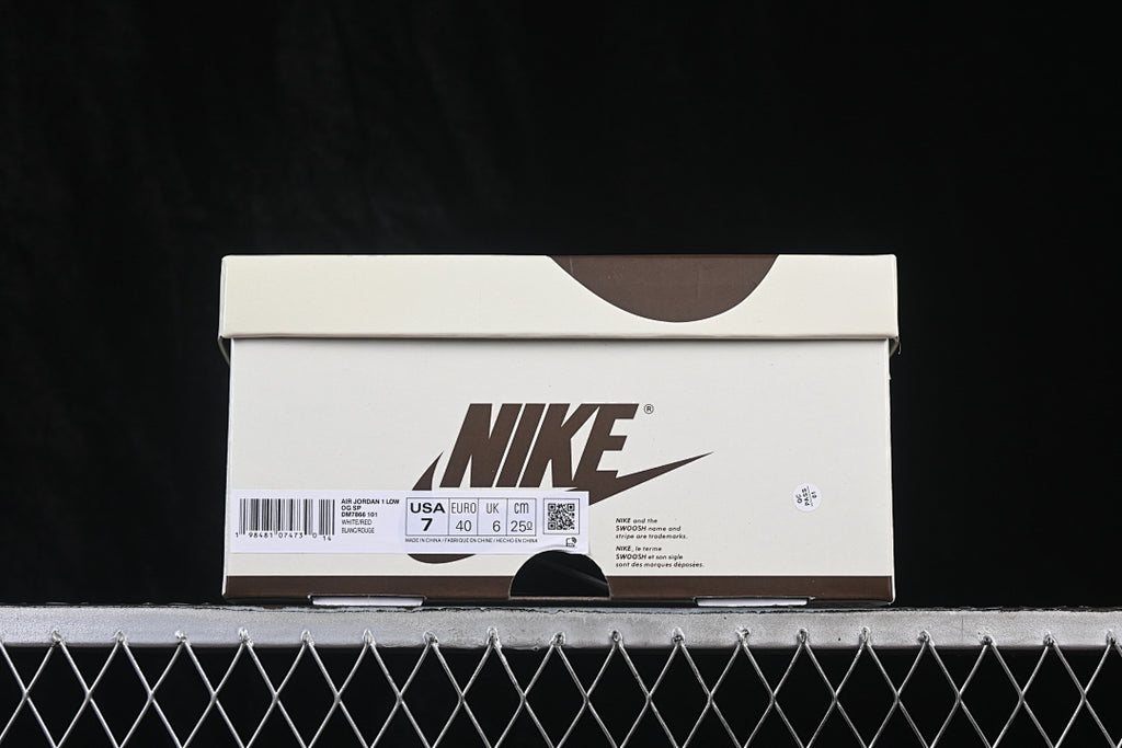 AJ1 Low