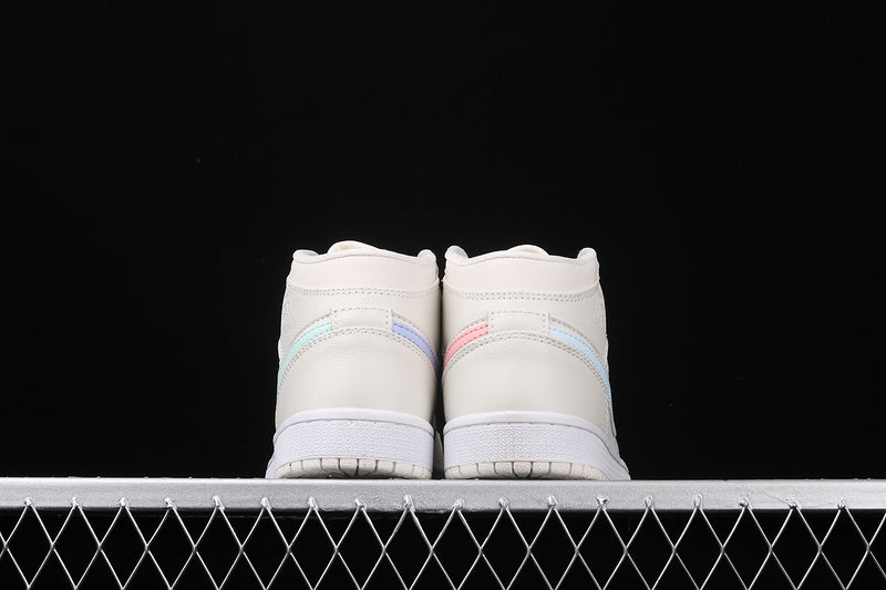 AJ1 Mid
