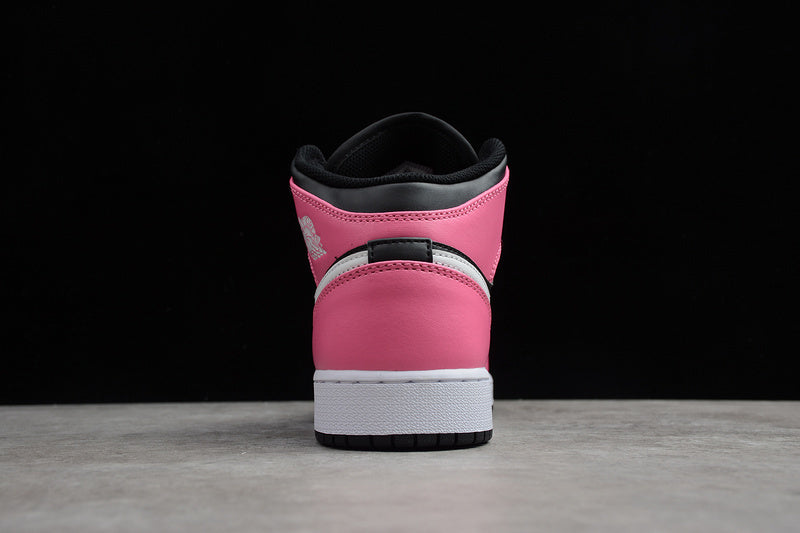AJ1 Mid