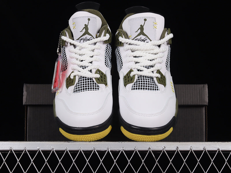 AJ4