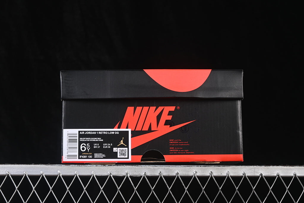 AJ1 Low