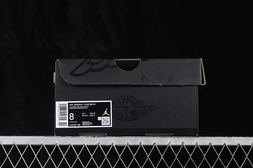 AJ1 Low