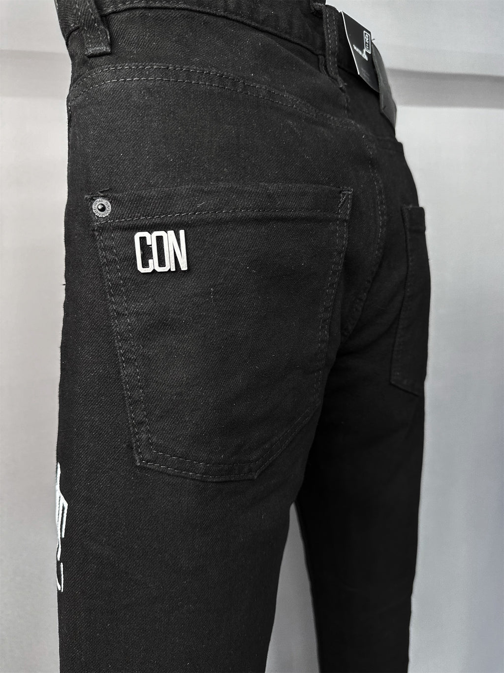 D2 Jeans