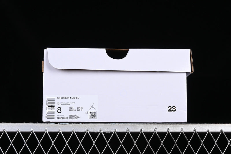 AJ1 Mid
