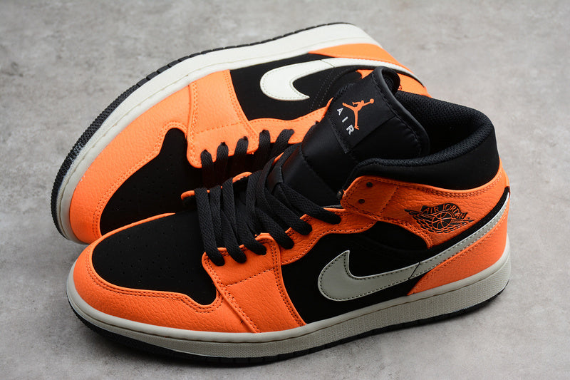 AJ1 Mid
