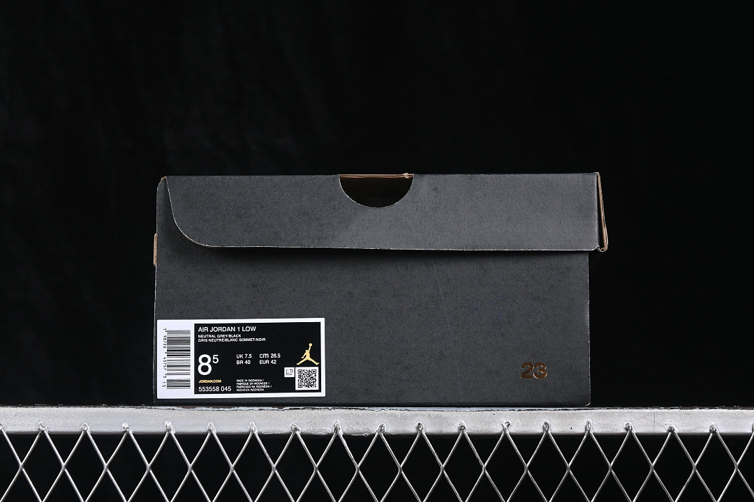 AJ1 Low