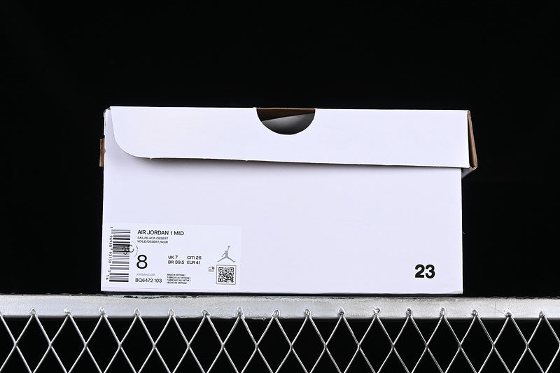 AJ1 Mid