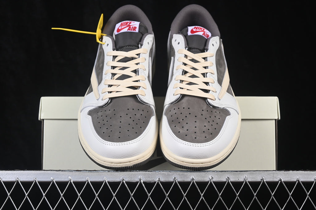AJ1 Low