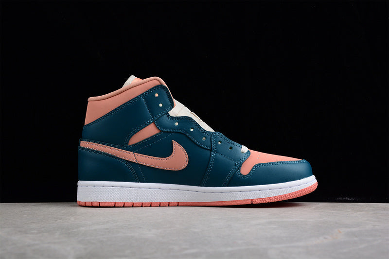 AJ1 Mid