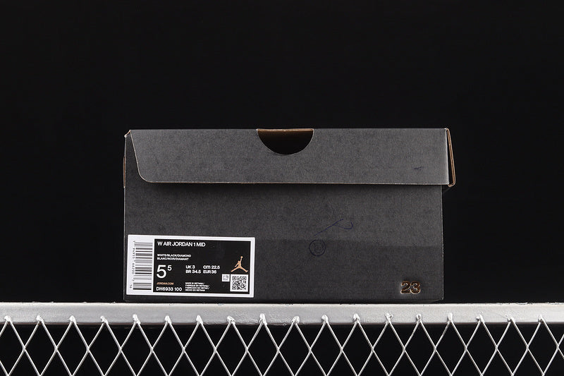 AJ1 Mid