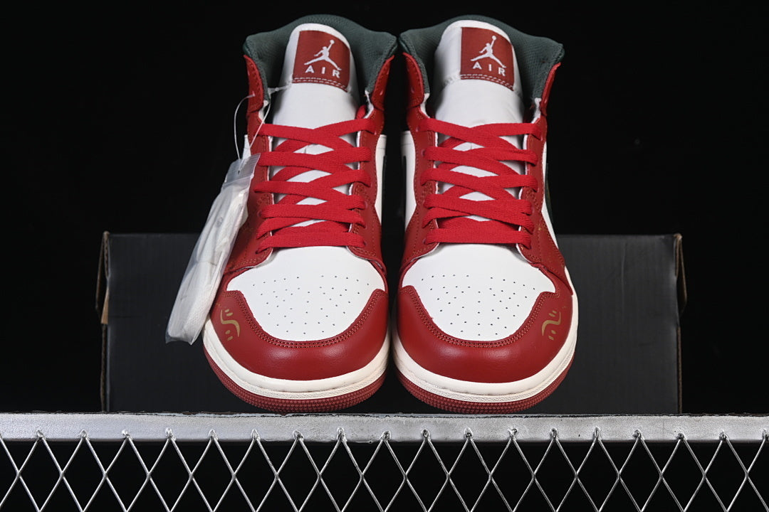 AJ1 Mid