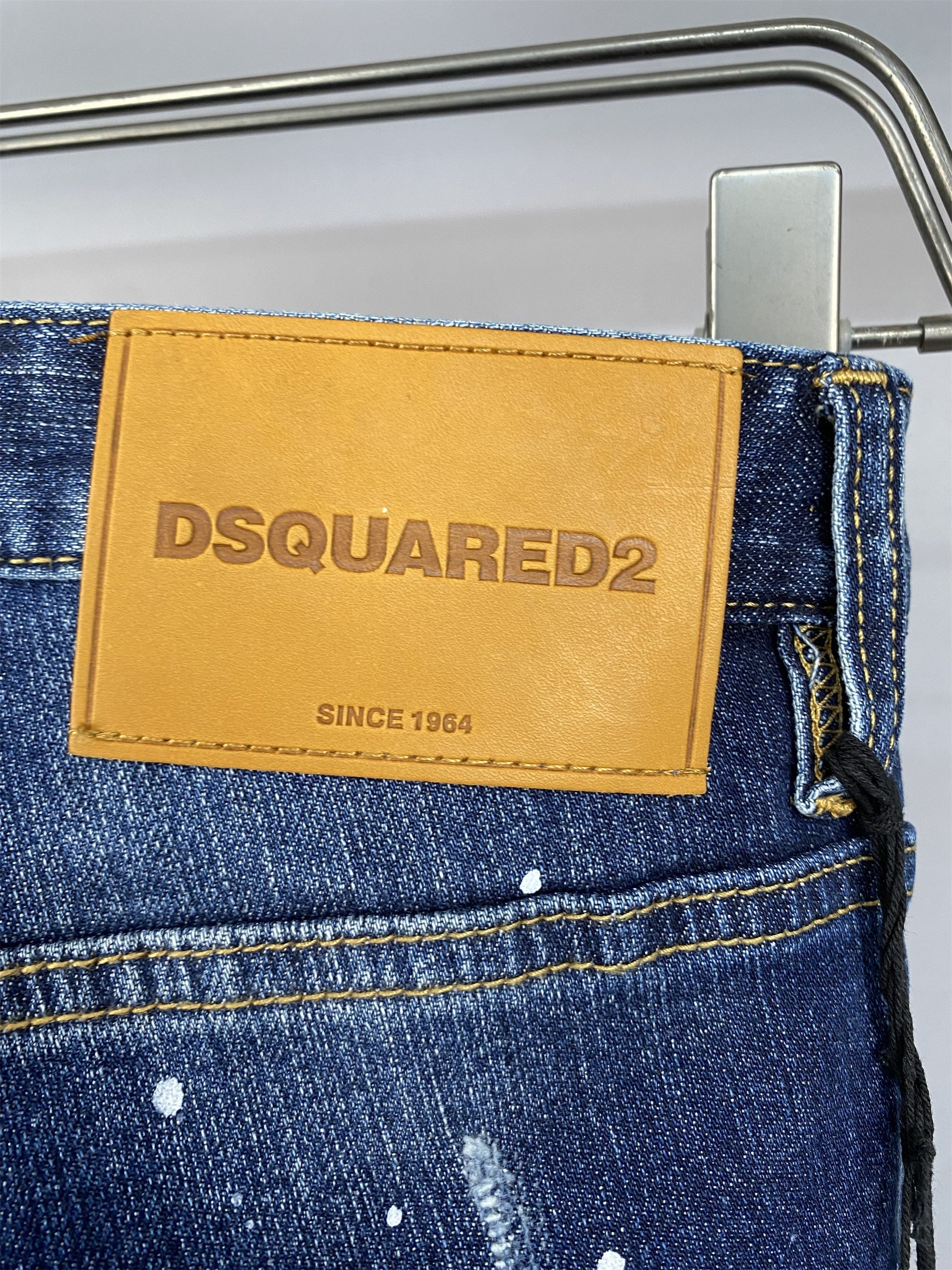 D2 Jeans