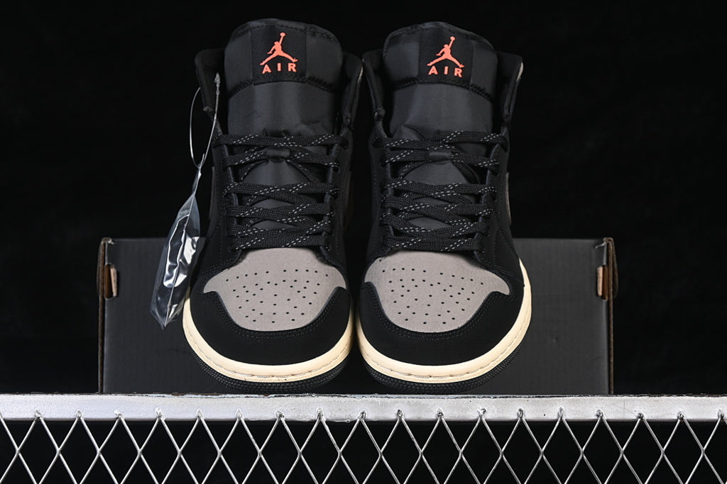 AJ1 Mid