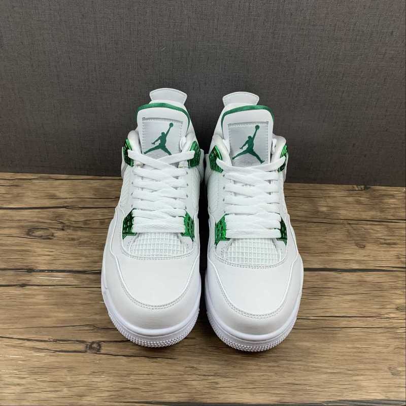 AJ4