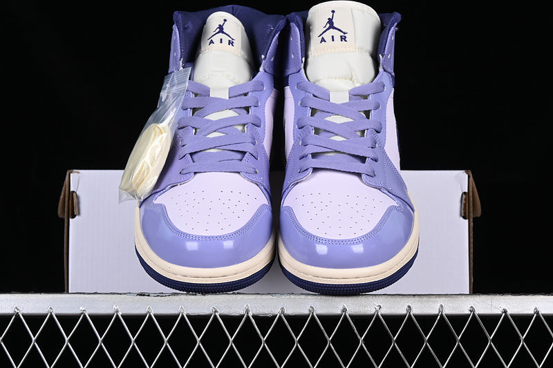 AJ1 Mid