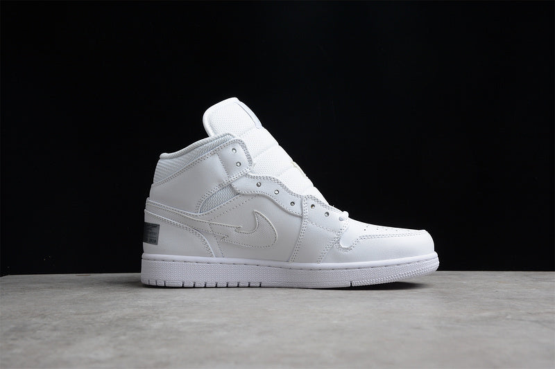 AJ1 Mid
