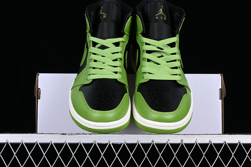 AJ1 Mid