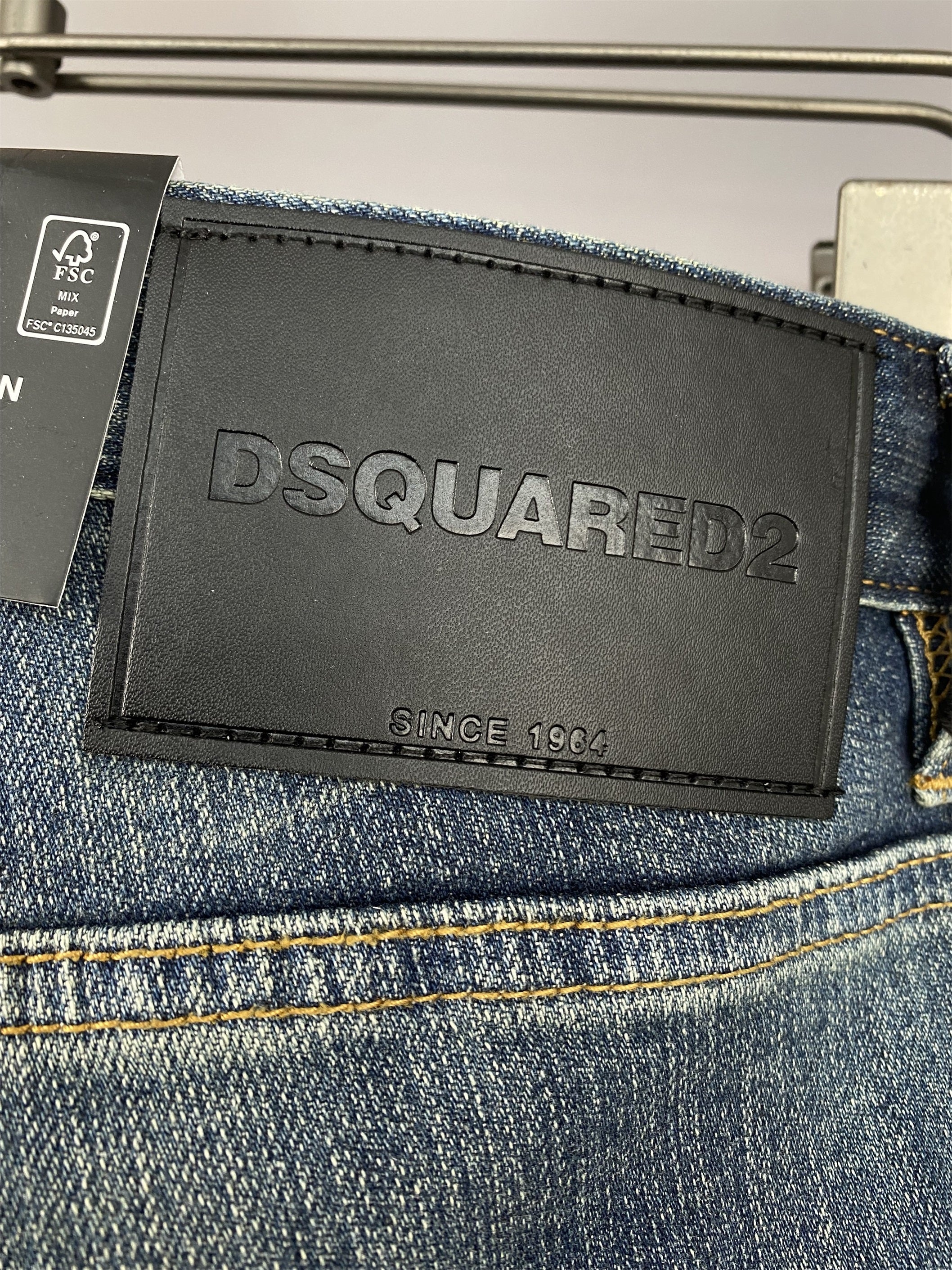 D2 Jeans