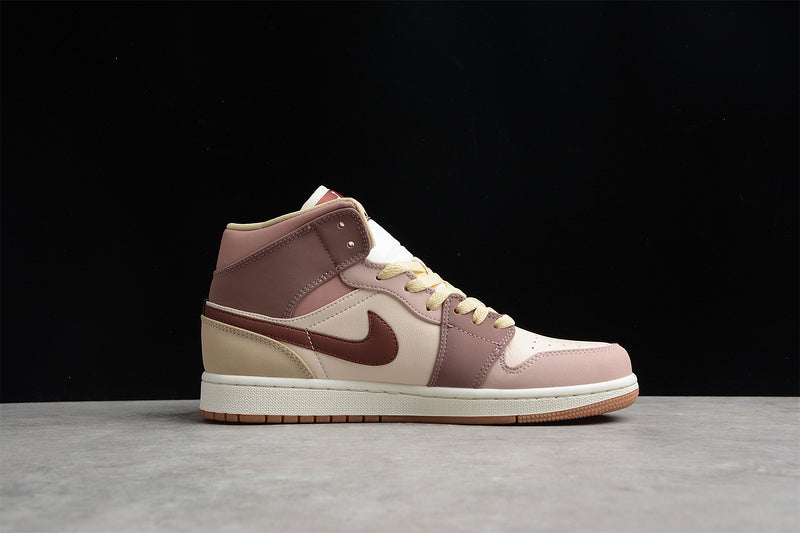 AJ1 Mid