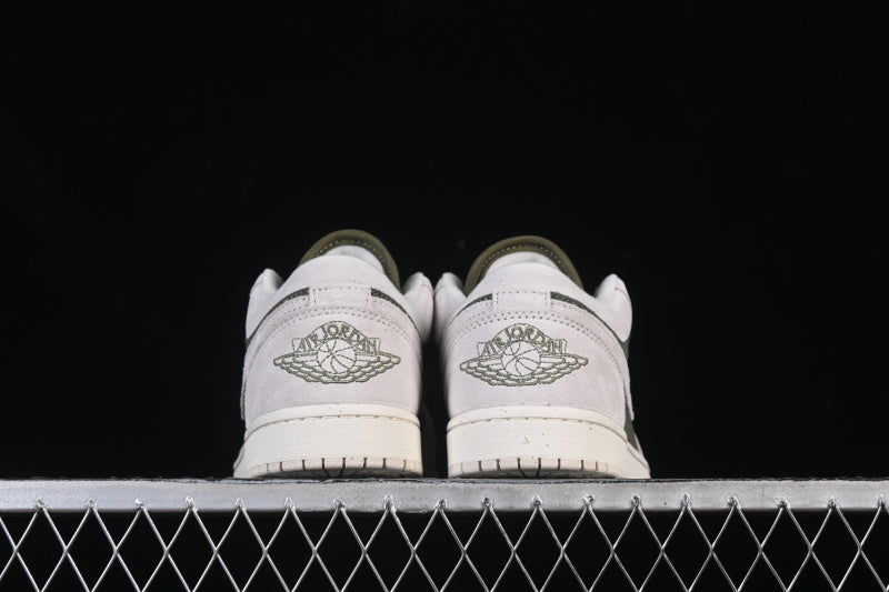AJ1 Low