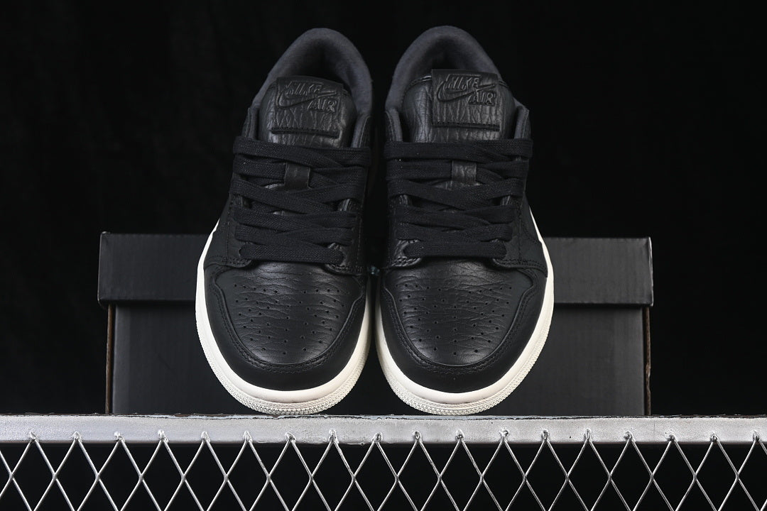 AJ1 Low