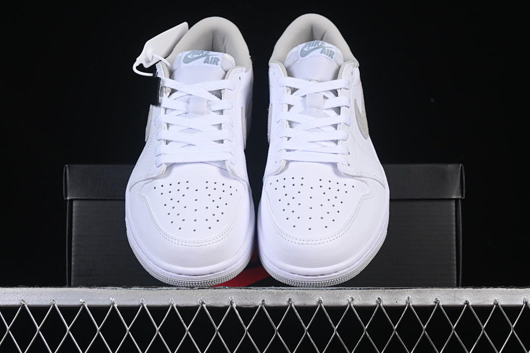 AJ1 Low