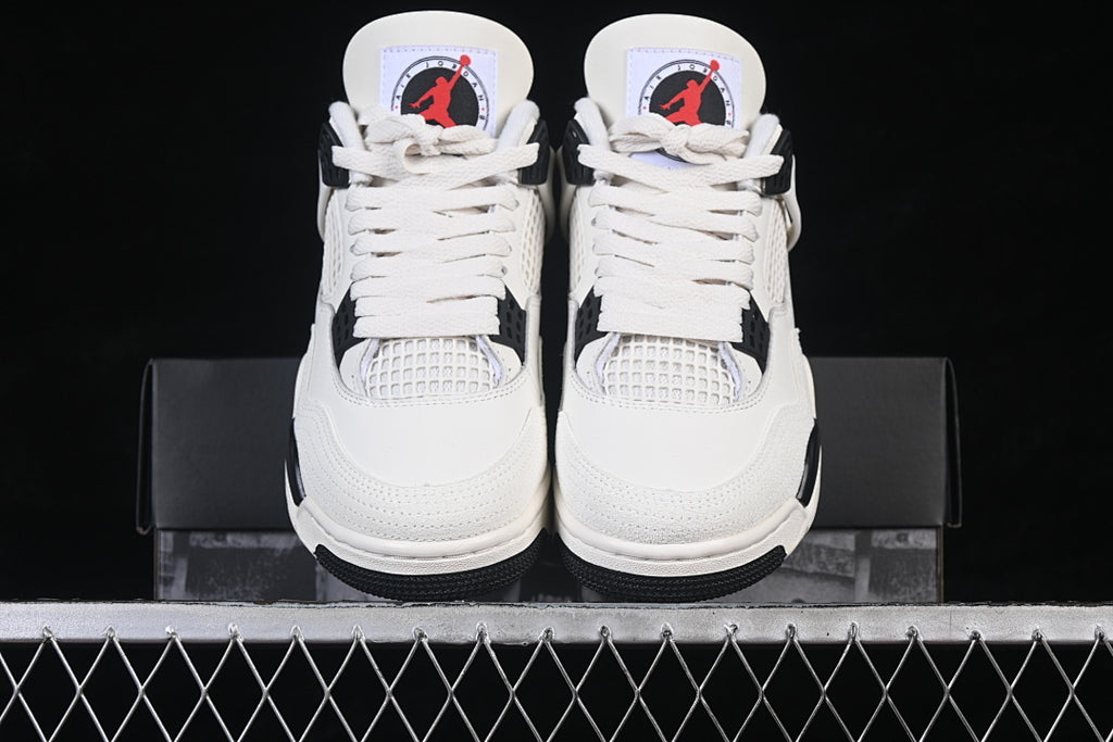 AJ4