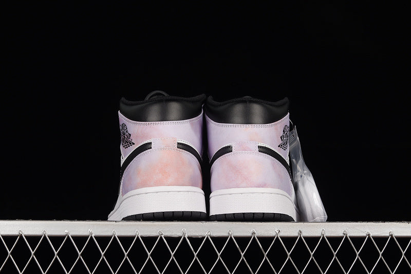 AJ1 Mid