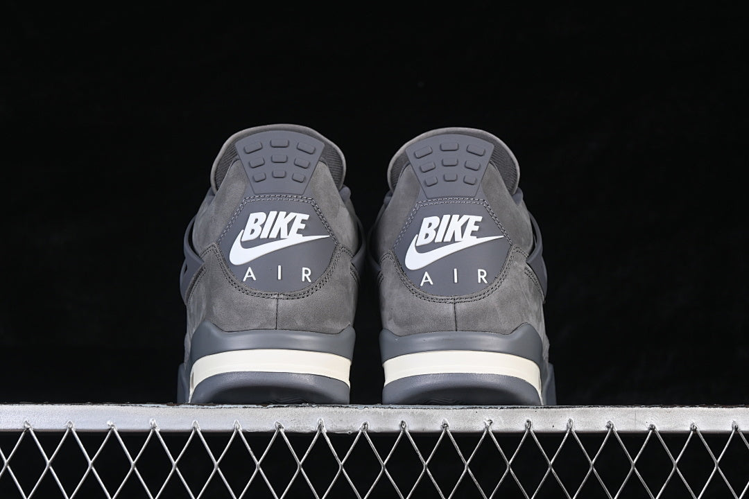 AJ4